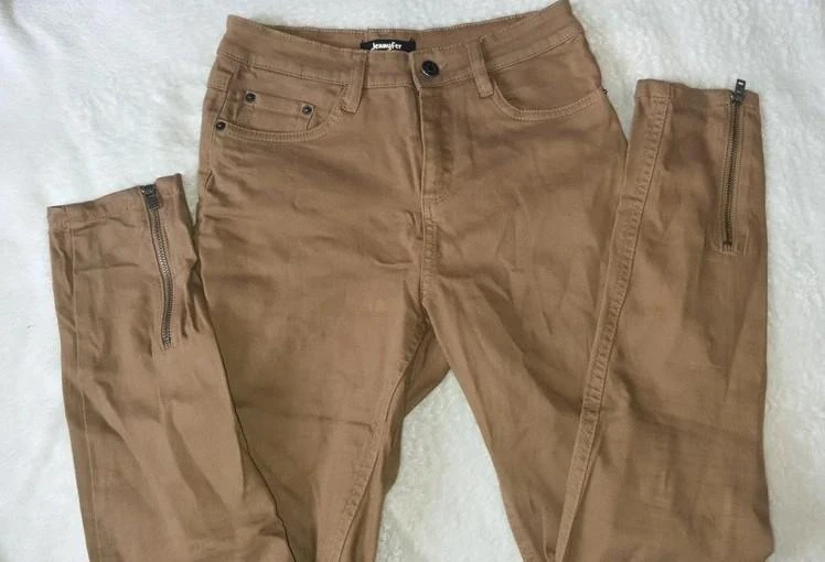 Calça slim bege/marrom com zíper Jennyfer tamanho 36 - P – photo 2